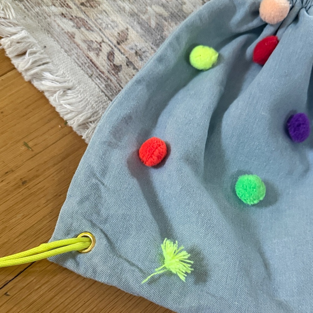 Meri Meri Blue Pom-Pom Drawstring Bag - Picture 3 of 12